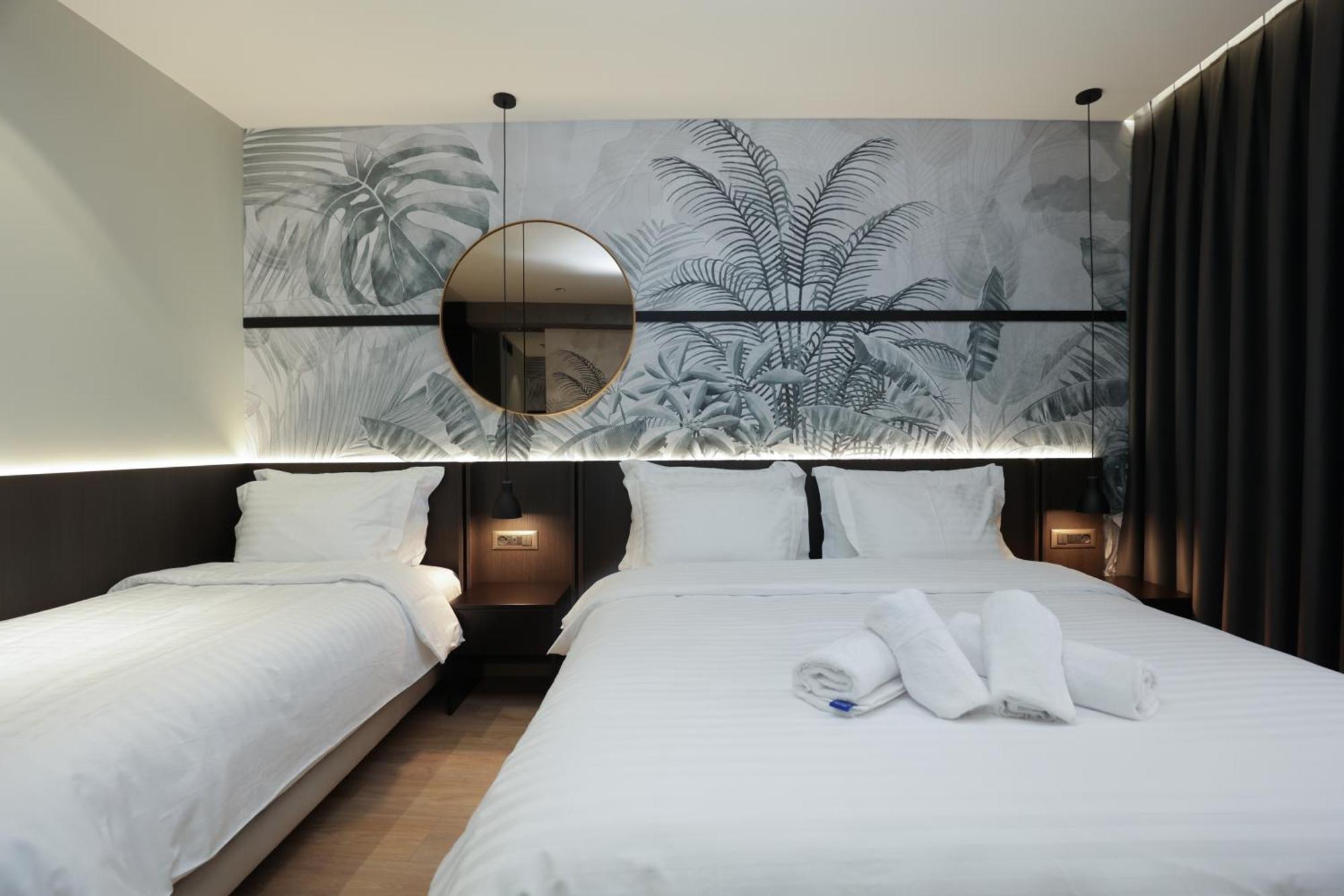 Gremmy Boutique Hotel Tirana Exterior photo