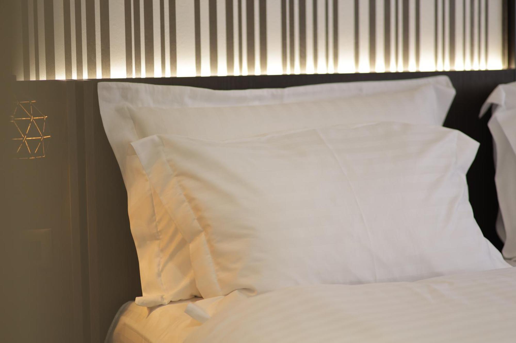 Gremmy Boutique Hotel Tirana Exterior photo